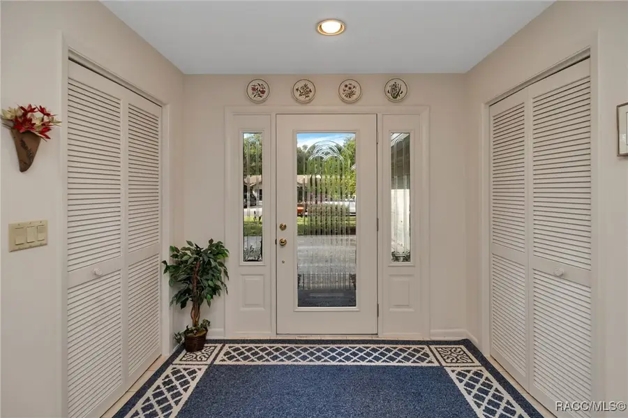 9 E Hemlock Court, Homosassa, FL 34446 - Image #3