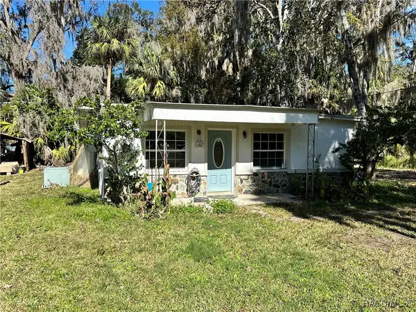 167 NE 9th Street, Crystal River, FL 34428