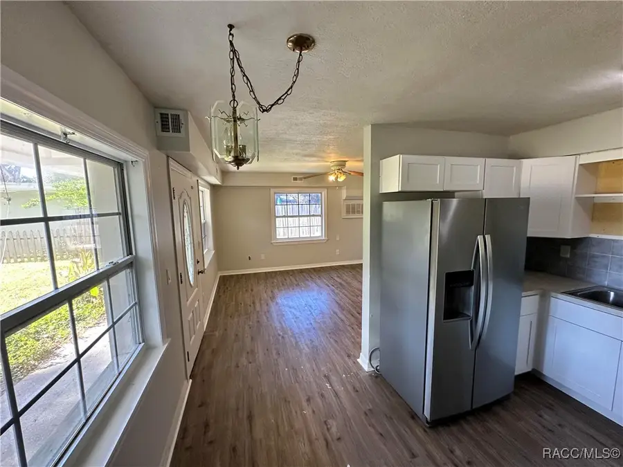 167 NE 9th Street, Crystal River, FL 34428 - Image #3