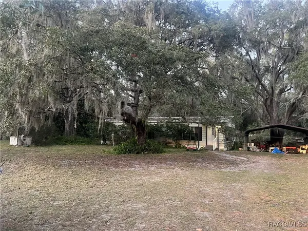 10671 SE 201st Street, Inglis, FL 34449