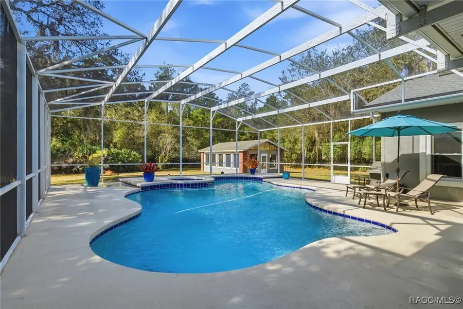 12112 Rambling Oak Boulevard, Orlando, FL 32832 - Image #2