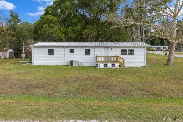 13219 SE 32nd Court, Belleview, FL 34420