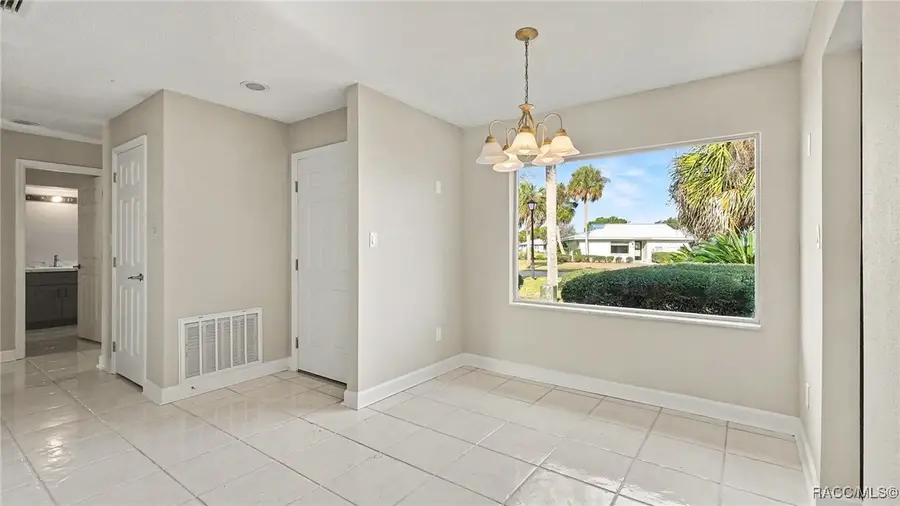 11616 W Kingfisher Court, Crystal River, FL 34429 - Image #3