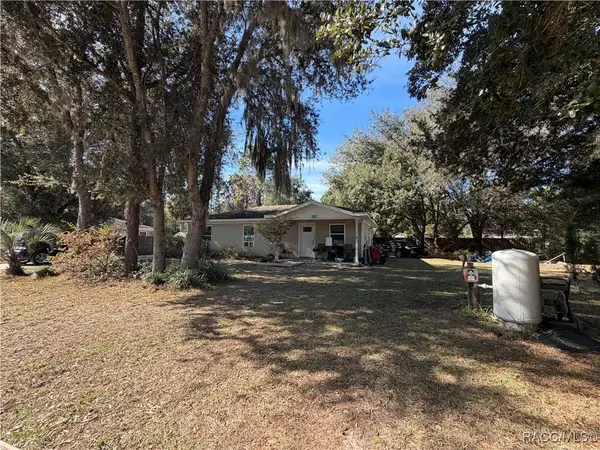 8734 N Reina Loop, Crystal River, FL 34428
