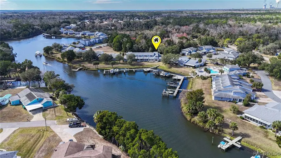 11020 W Cove Harbor Drive, Crystal River, FL 34428 - Image #2
