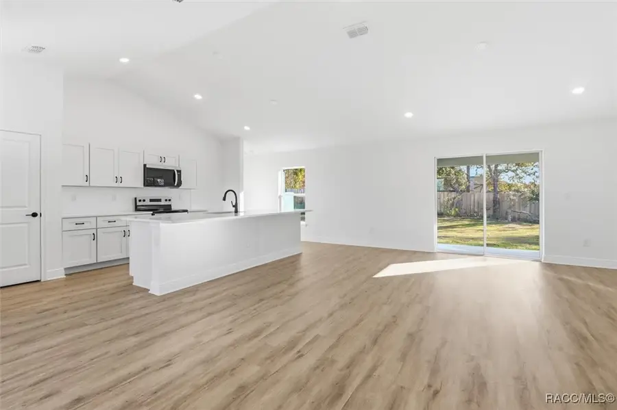 6625 N Darlington Drive, Citrus Springs, FL 34434 - Image #2