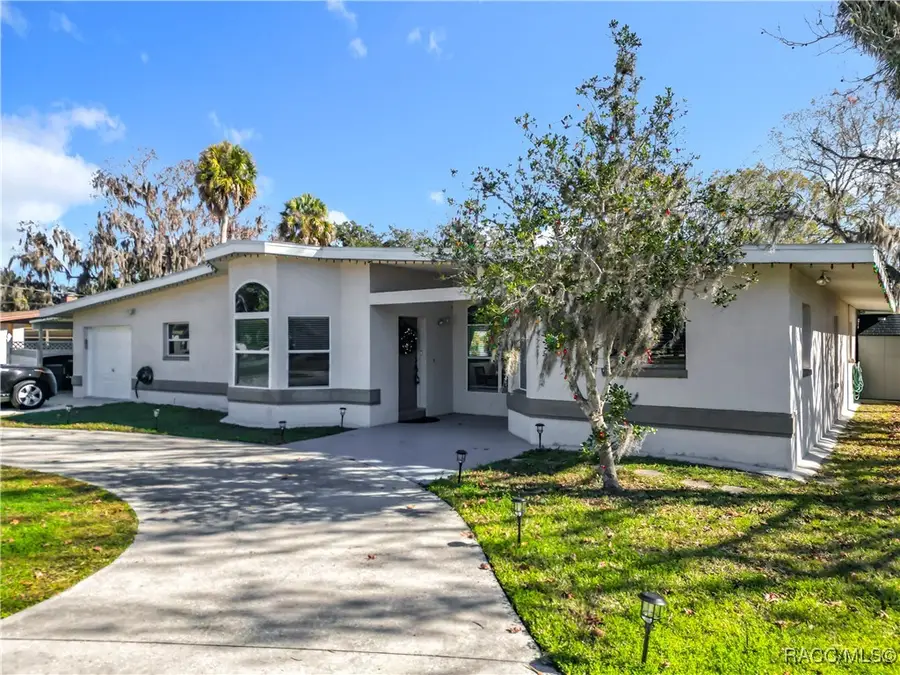 421 NW 14th Place, Crystal River, FL 34428 - Image #2