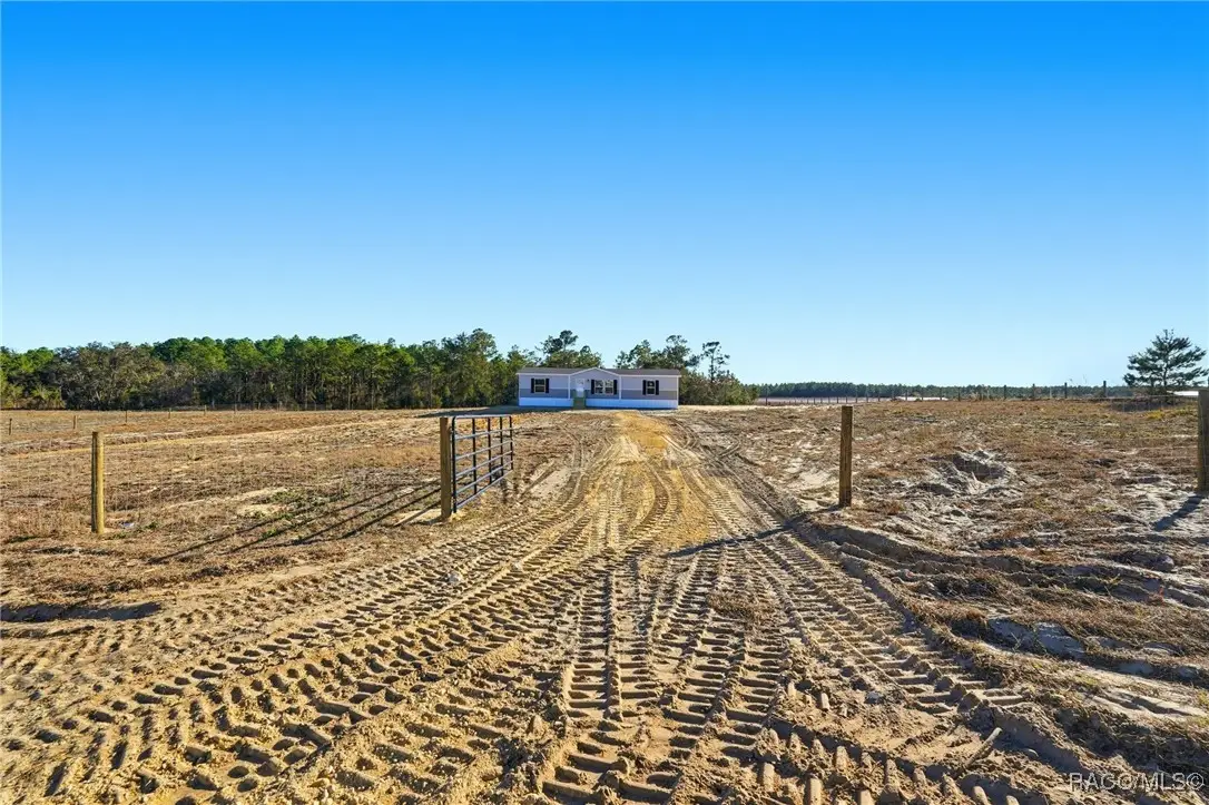 4466 W Choate Court, Dunnellon, FL 34433 - Image #1