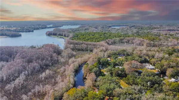 5637 S Perch Point, Floral City, FL 34436