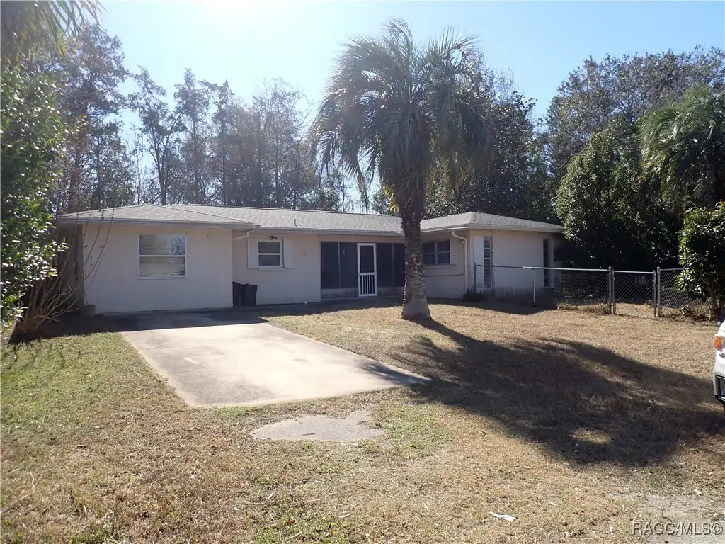 47 Lake Court Loop, Ocala, FL 34472 - #1