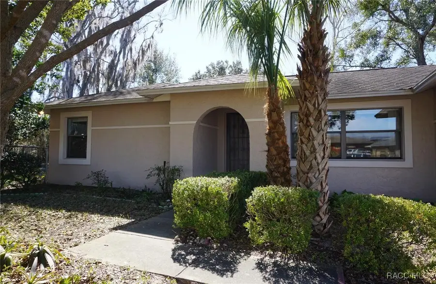 324 W Staggerbush Path, Beverly Hills, FL 34465 - Image #2