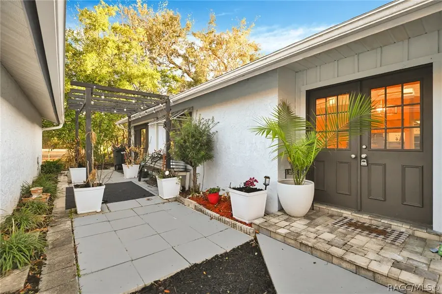 16 Golfview Court, Homosassa, FL 34446 - #2