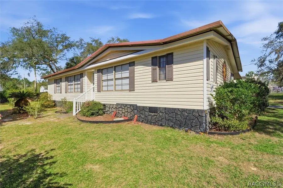 290 S Honey Bear Way, Lecanto, FL 34461 - #3