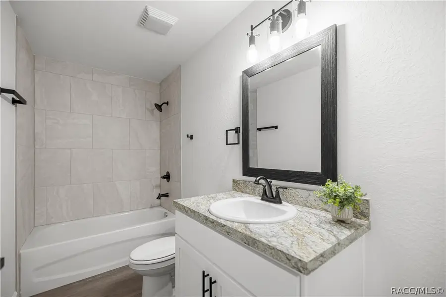 24370 NW Falcon Avenue, Dunnellon, FL 34431 - #3