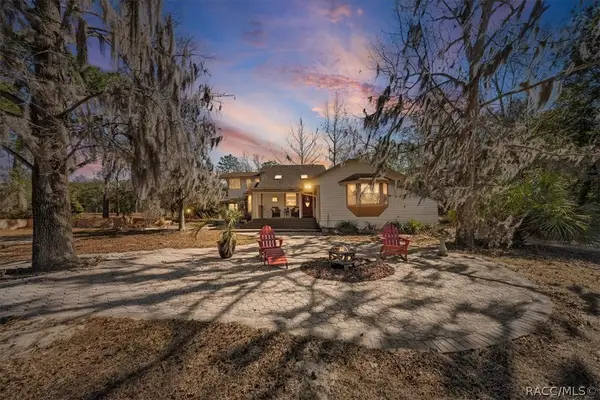 9520 N Holyoak Terrace, Dunnellon, FL 34433