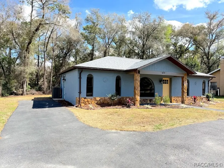 671 N Croft Avenue, Inverness, FL 34453 - #2