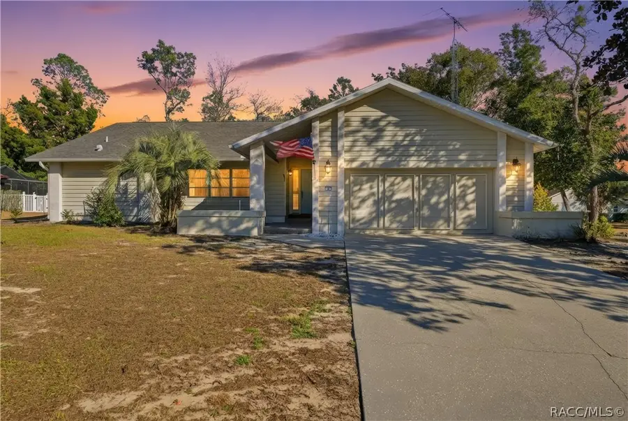 4 Blair Court, Homosassa, FL 34446 - #2