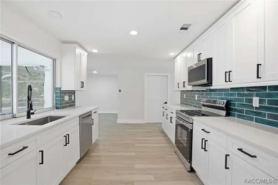 3708 N Hiawatha Terrace, Crystal River, FL 34428 - #2