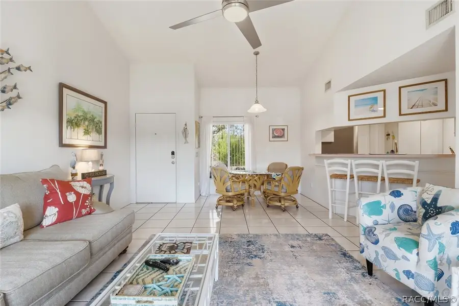 11154 W Cove Harbor Drive, Crystal River, FL 34428 - #2