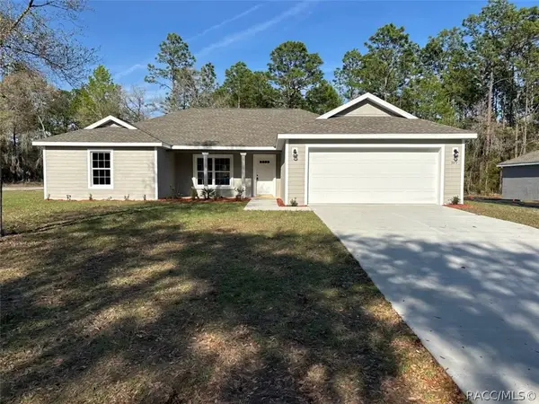 9179 N Commodore Drive, Dunnellon, FL 34434