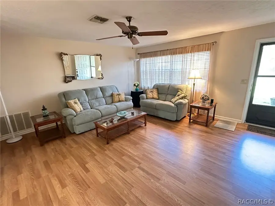 186 W Valerian Place, Beverly Hills, FL 34465 - #2