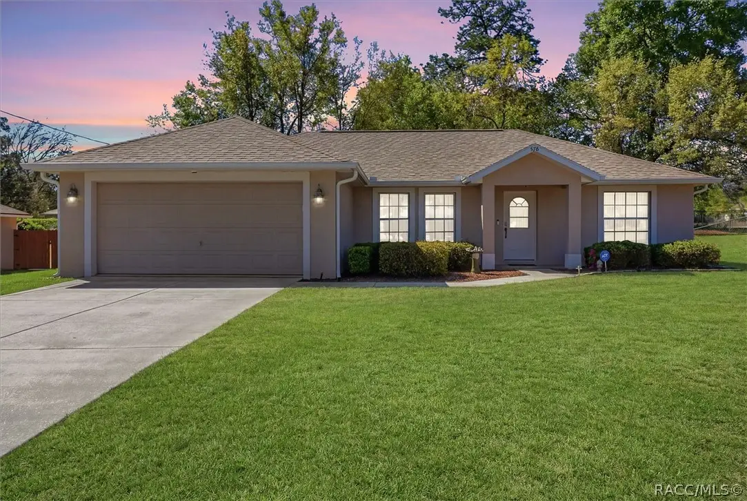 576 W La Casita Lane, Dunnellon, FL 34434 - #1