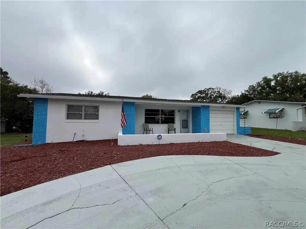 101 S Tyler Street, Beverly Hills, FL 34465 - #1