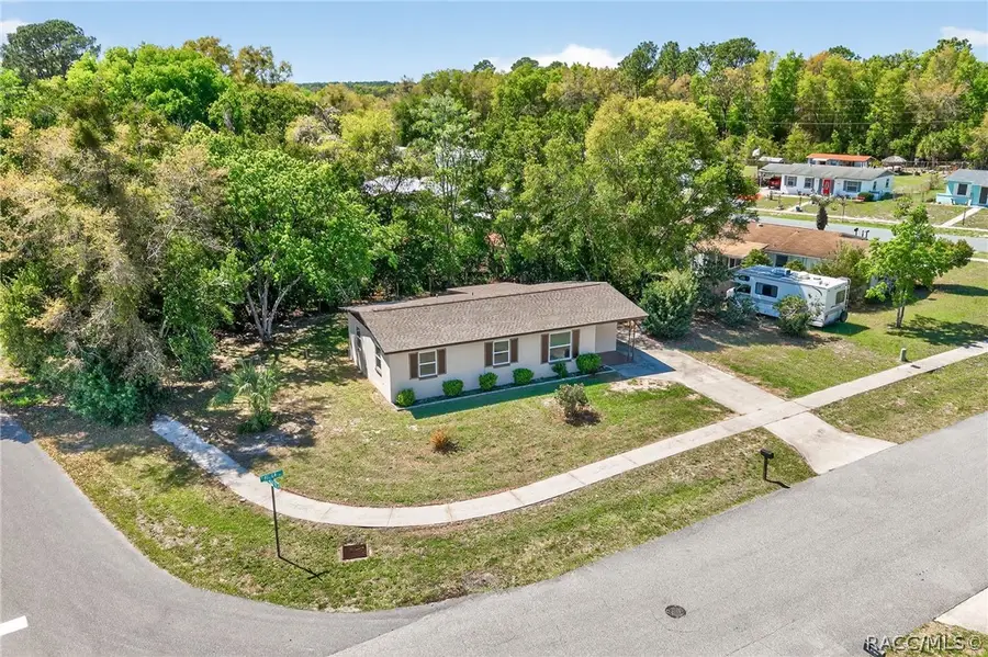 9440 N Milam Way, Citrus Springs, FL 34434 - #2