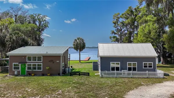 11252 N Citrus Avenue, Crystal River, FL 34428