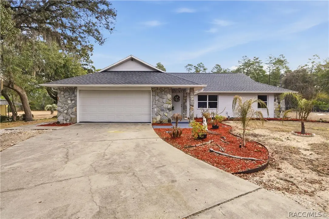 5145 SE 189th Terrace, Ocklawaha, FL 32179 - #1