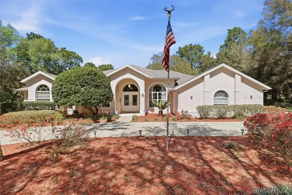 2399 W Pine Ridge Boulevard, Beverly Hills, FL 34465