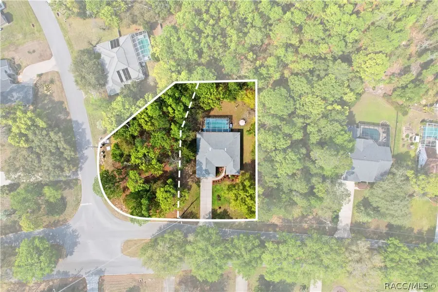 28 S Oak Village Boulevard, Homosassa, FL 34446 - #3