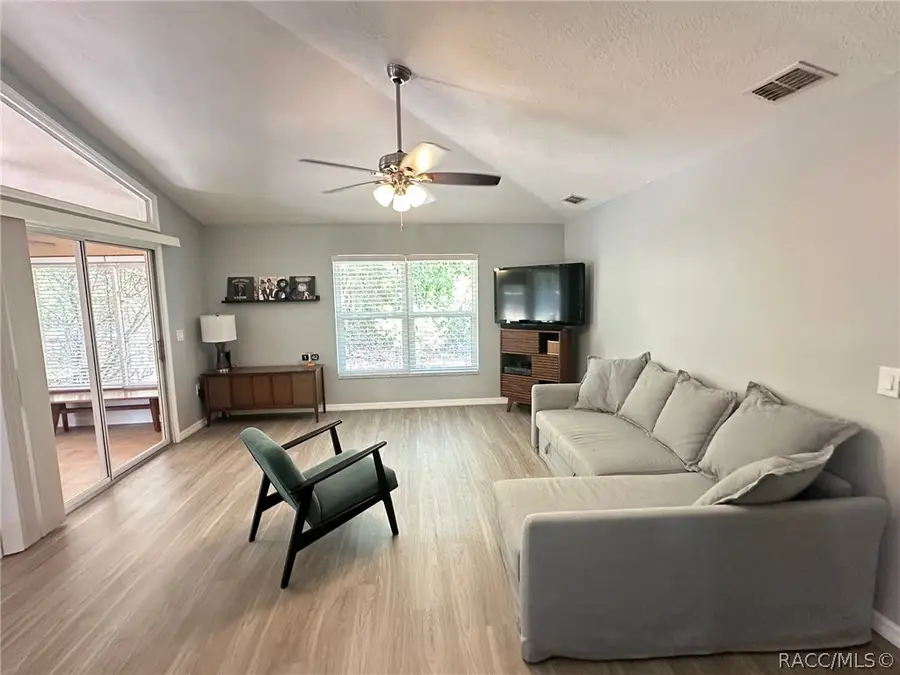 6652 N Deltona Boulevard, Citrus Springs, FL 34434 - #3