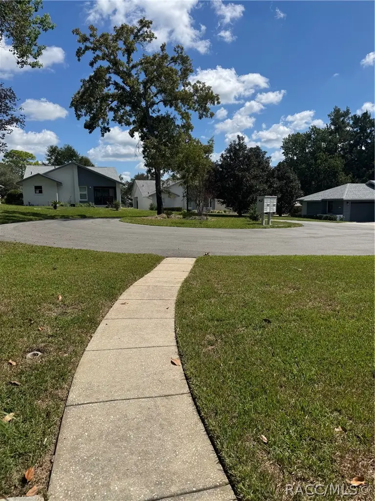 8 W Winged Foot Court, Homosassa, FL 34446 - #2