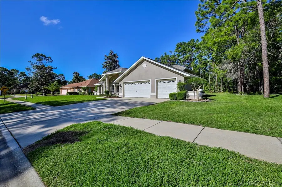 15031 Surrey Bend, Spring Hill, FL 34609 - #3