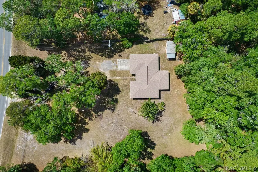 717 Highway 40 E, Inglis, FL 34449 - #3