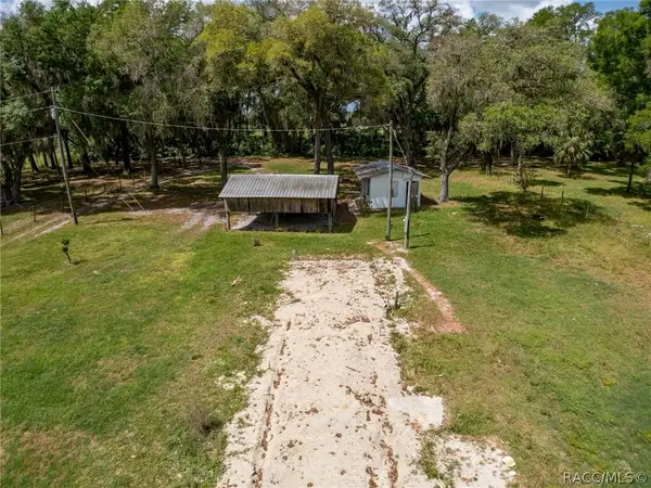 4351 NW 76th Court, Chiefland, FL 32626