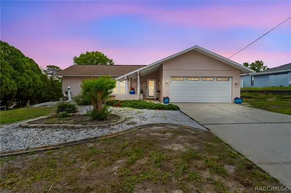 13378 Drayton Dr, Spring Hill, FL 34609