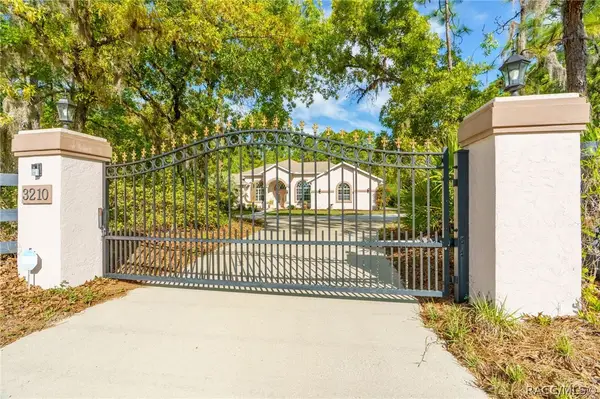 3210 N Reno Way, Beverly Hills, FL 34465