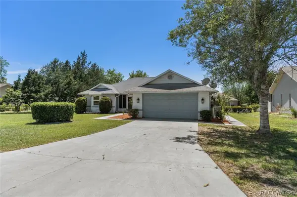 3884 N Blazingstar Way, Beverly Hills, FL 34465