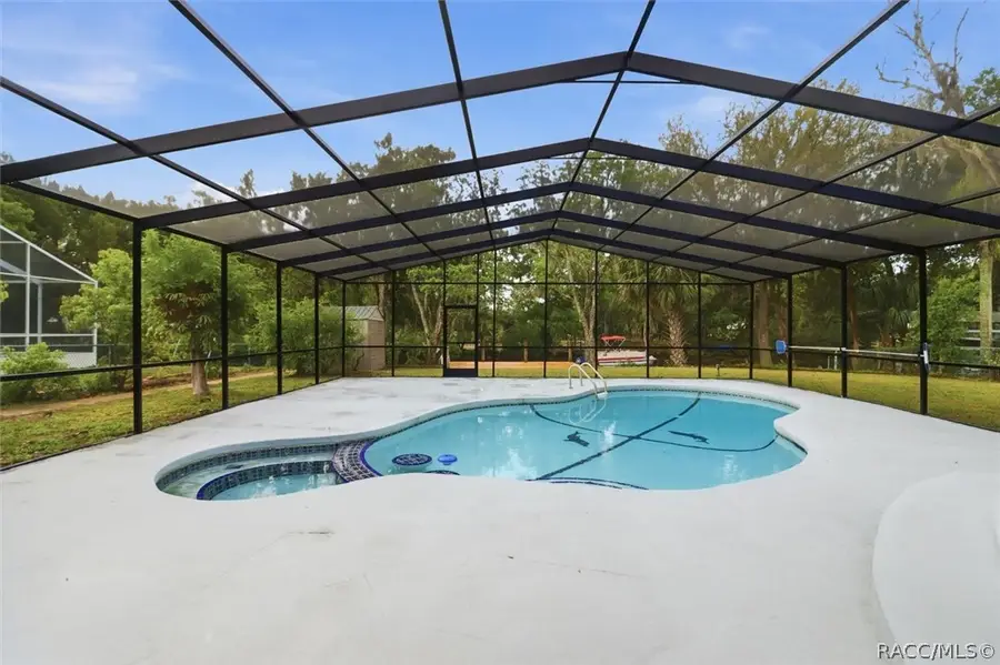 11814 W Riverhaven Drive, Homosassa, FL 34448 - #2