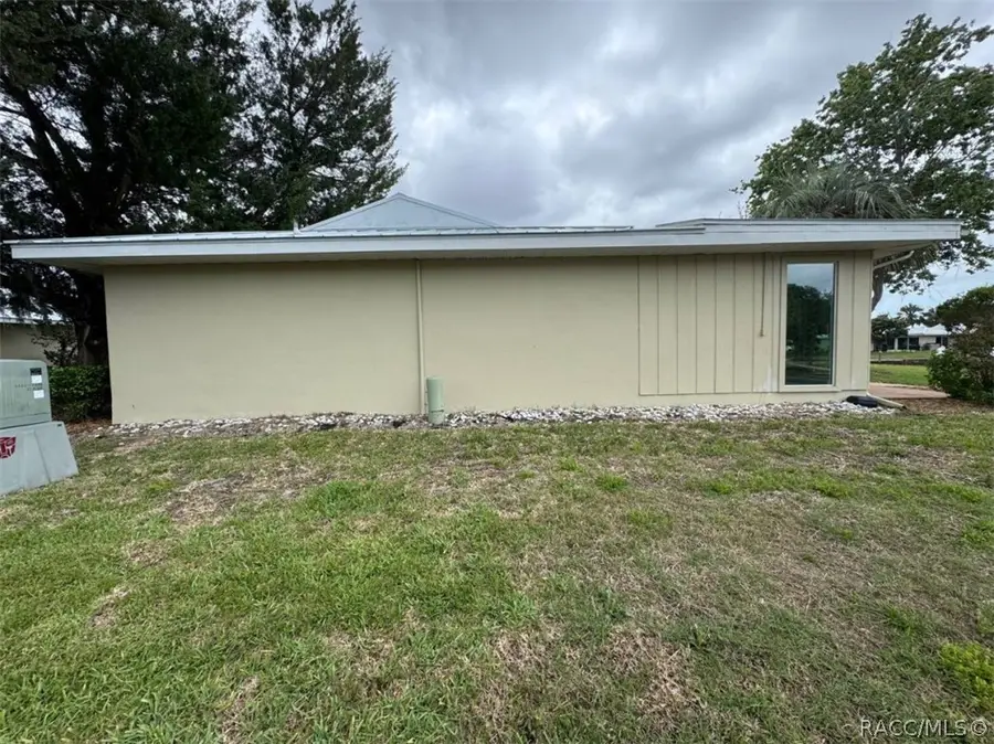 11205 W Bayshore Drive, Crystal River, FL 34429 - #3