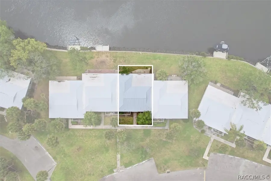 11562 W Bayshore Drive, Crystal River, FL 34429 - #3