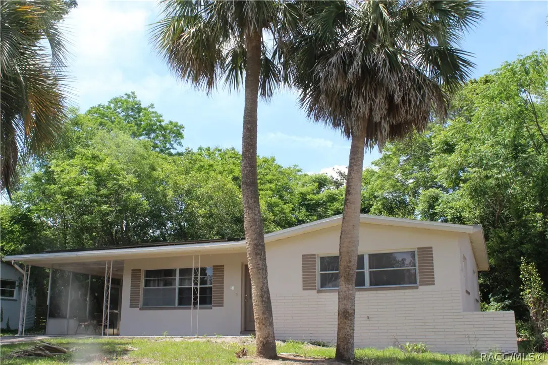 20 S Osceola Street, Beverly Hills, FL 34465 - #1