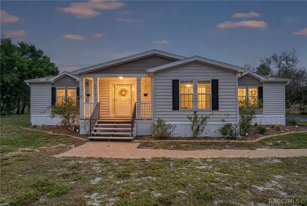 8231 E Sunray Lane, Floral City, FL 34436