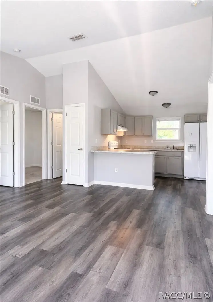 2557 W Castania Drive, Citrus Springs, FL 34434 - #3