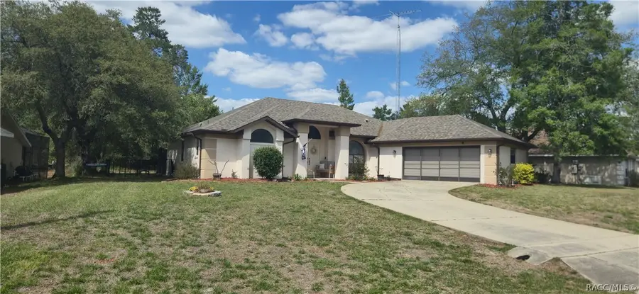 27 Grass Street, Homosassa, FL 34446 - #2