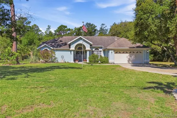 7655 N Firwood Circle, Citrus Springs, FL 34433