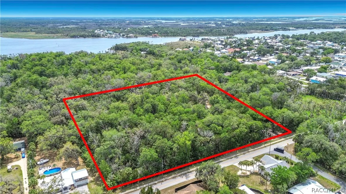 1670 NW 19th Street, Crystal River, FL 34428 - #1