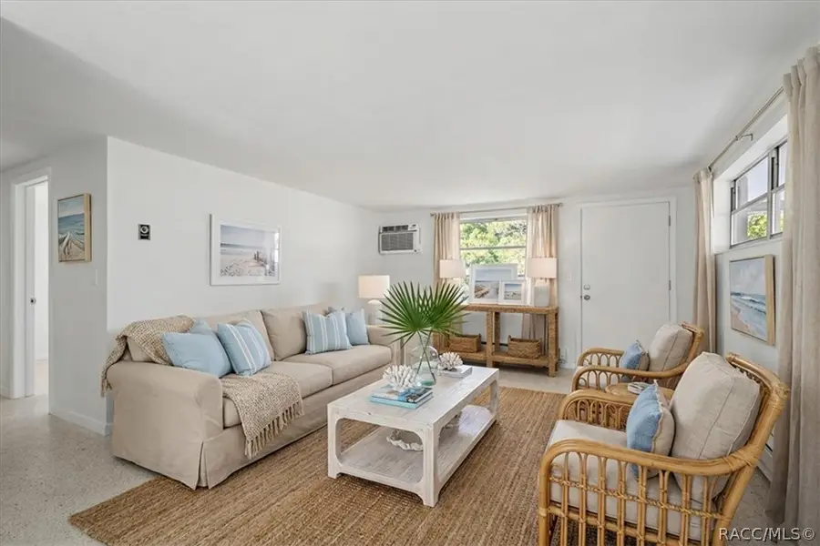 11 Polk Street, Beverly Hills, FL 34465 - #3